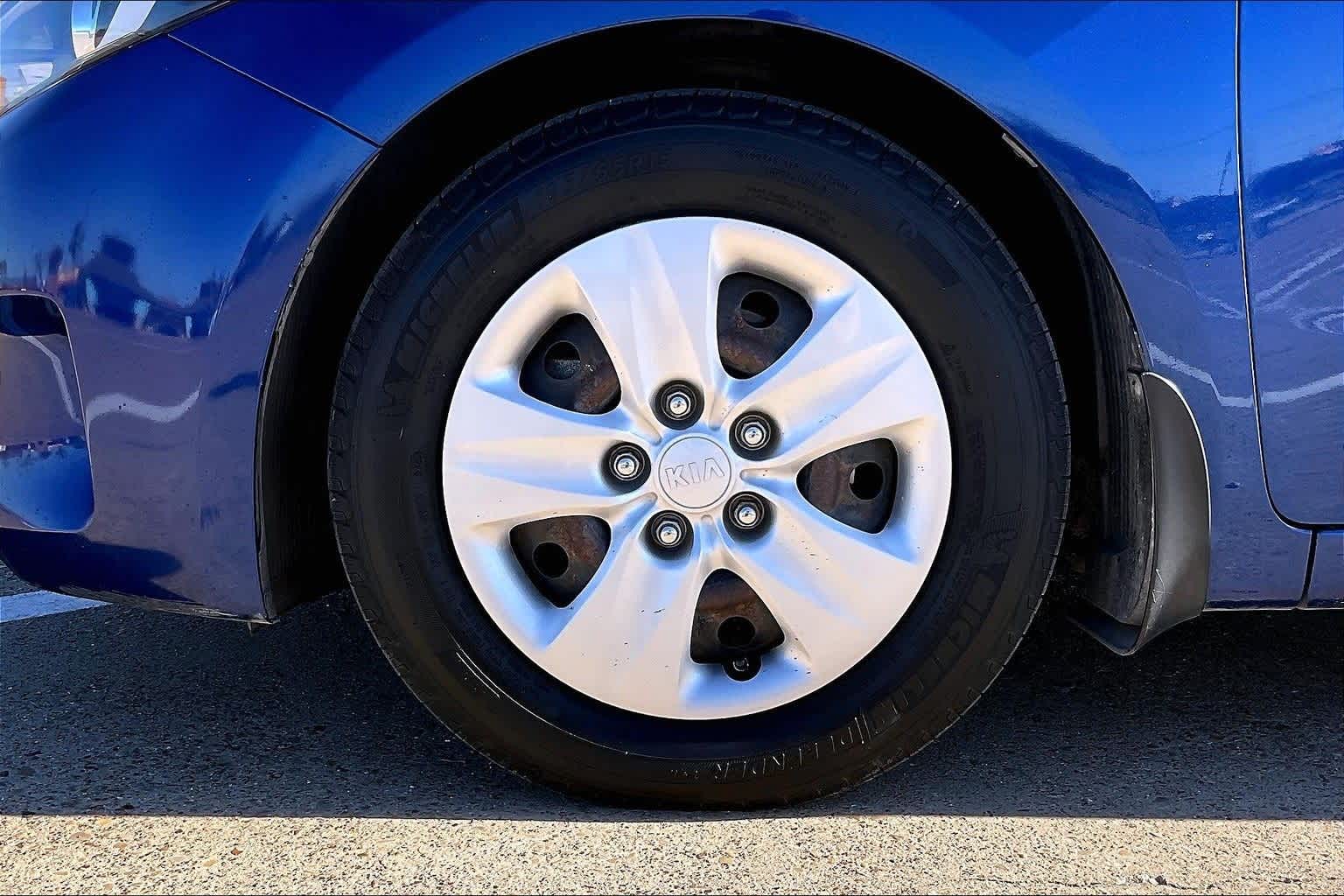 Thumbnail: 2018 Kia Forte - 7