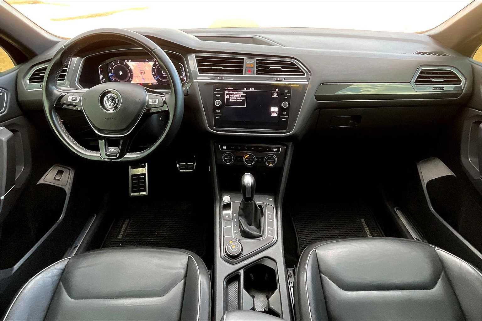 Thumbnail: 2020 Volkswagen Tiguan - 10