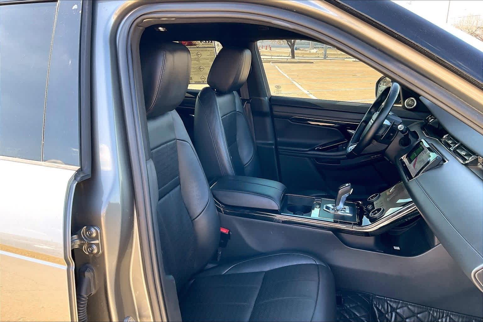 Thumbnail: 2020 Land Rover Range Rover Evoque - 13