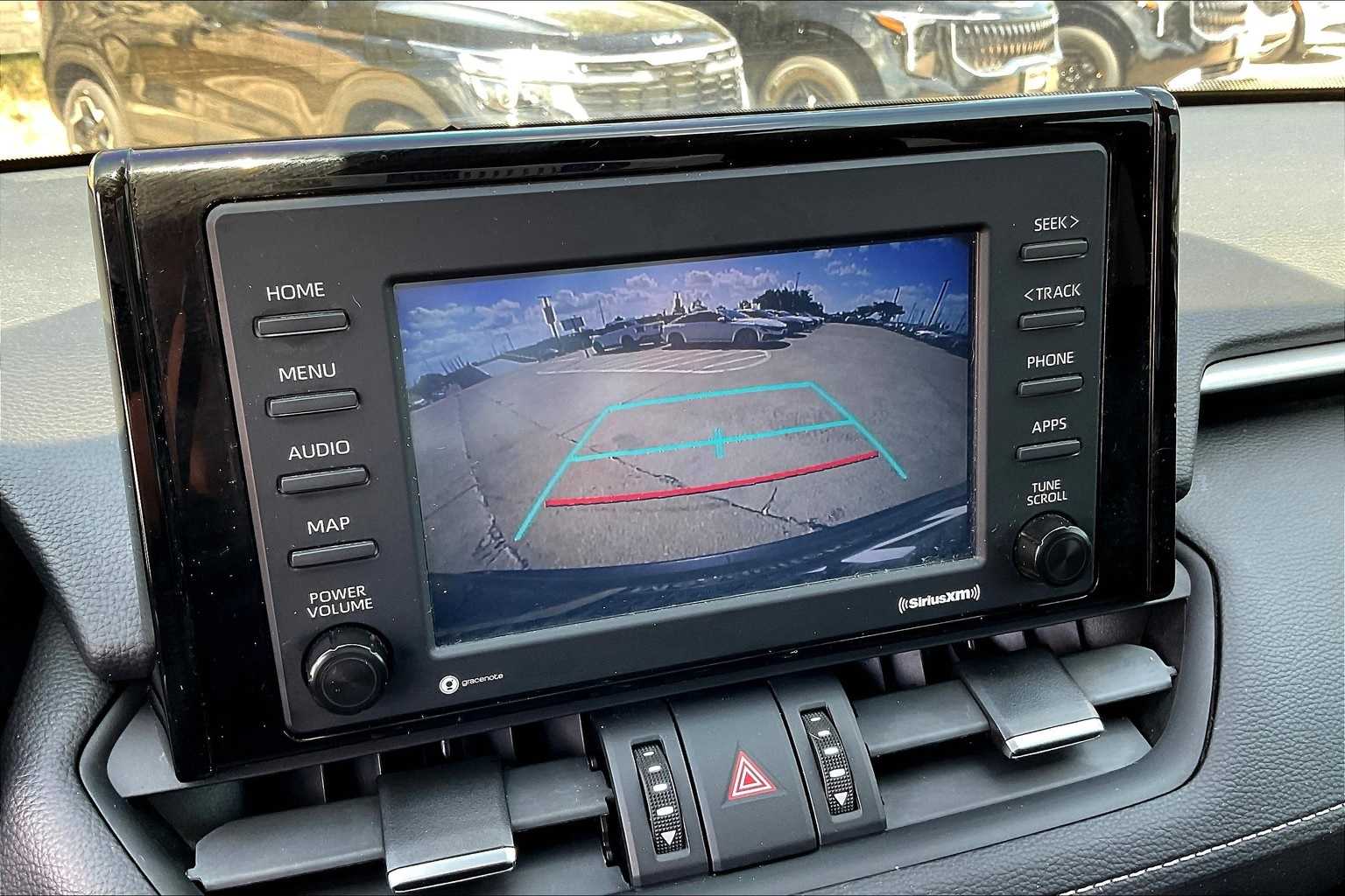 Thumbnail: 2021 Toyota RAV4 - 26