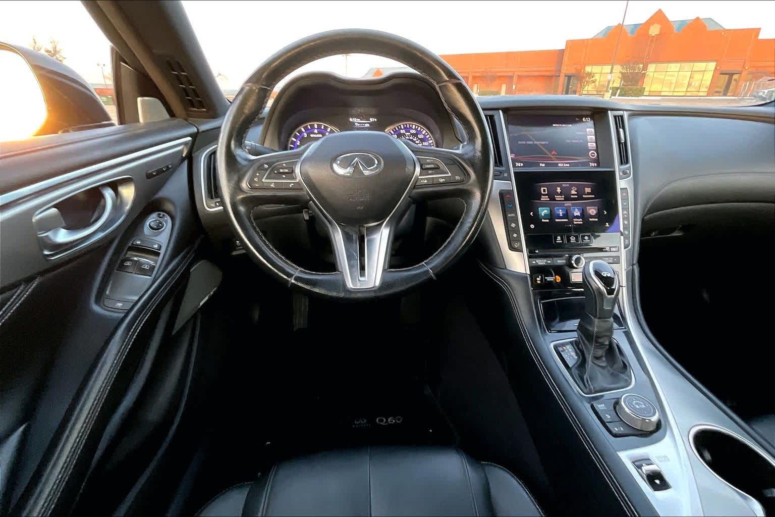 Thumbnail: 2017 INFINITI Q60 - 13