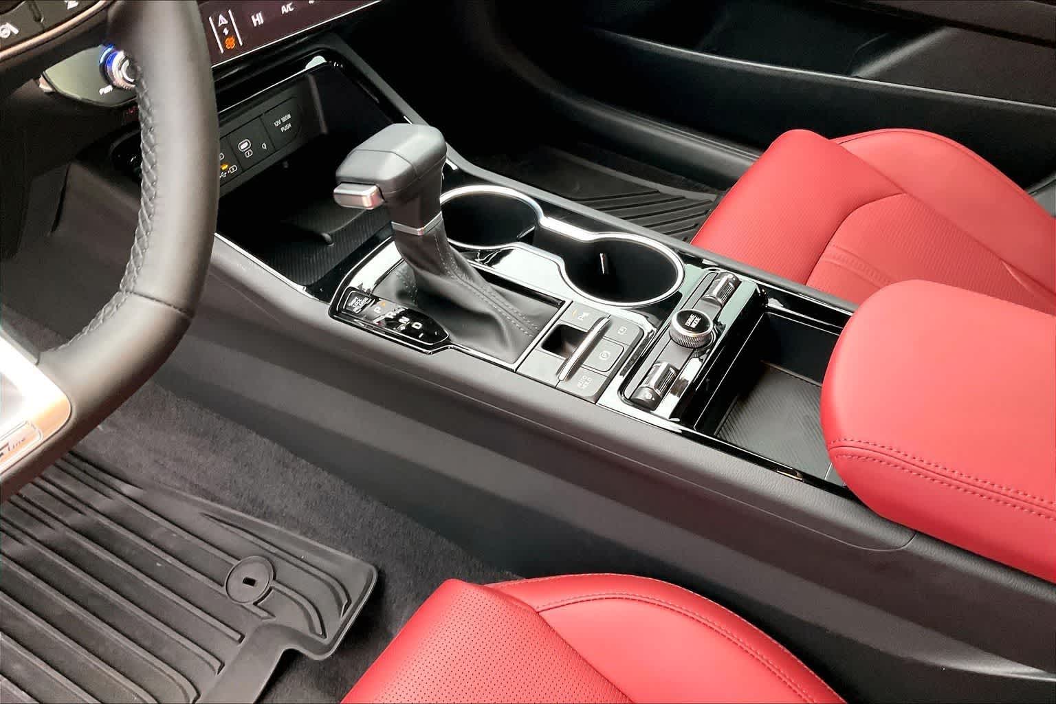 Thumbnail: 2026 Kia K5 - 16