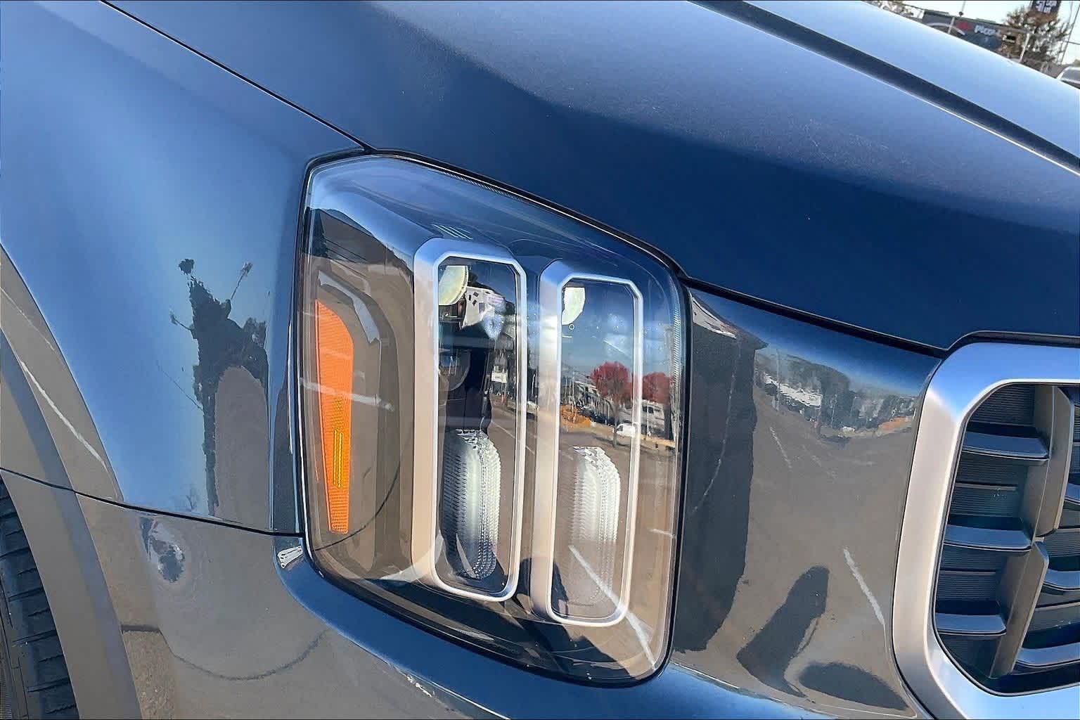 Thumbnail: 2023 Kia Telluride - 31