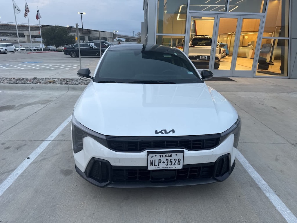 Certified 2025 Kia K4 GT-Line Sedan