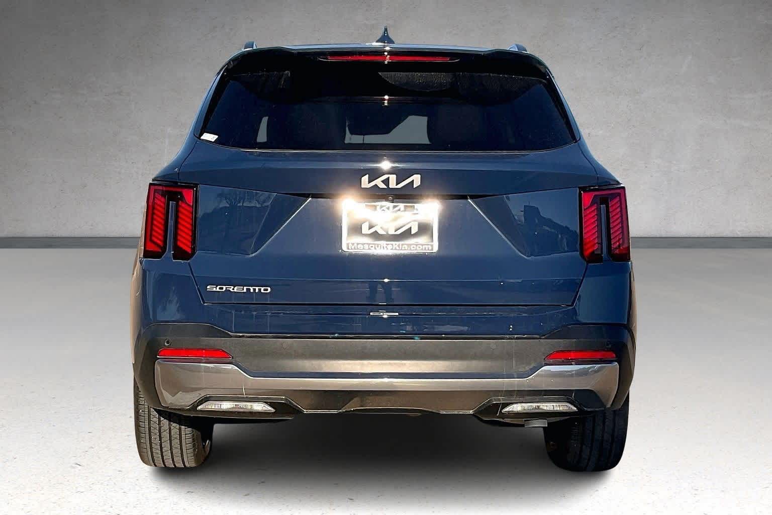 Thumbnail: 2024 Kia Sorento - 5