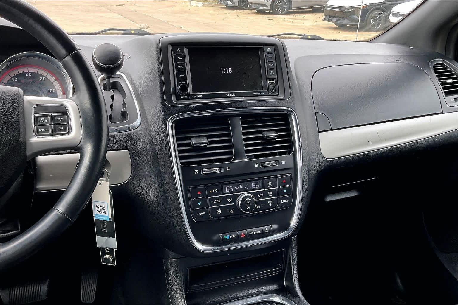 Thumbnail: 2019 Dodge Grand Caravan - 15