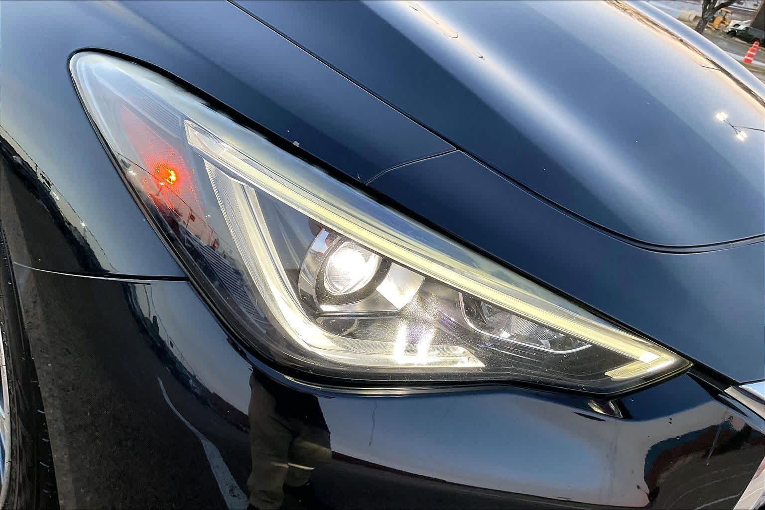 Thumbnail: 2017 INFINITI Q60 - 30