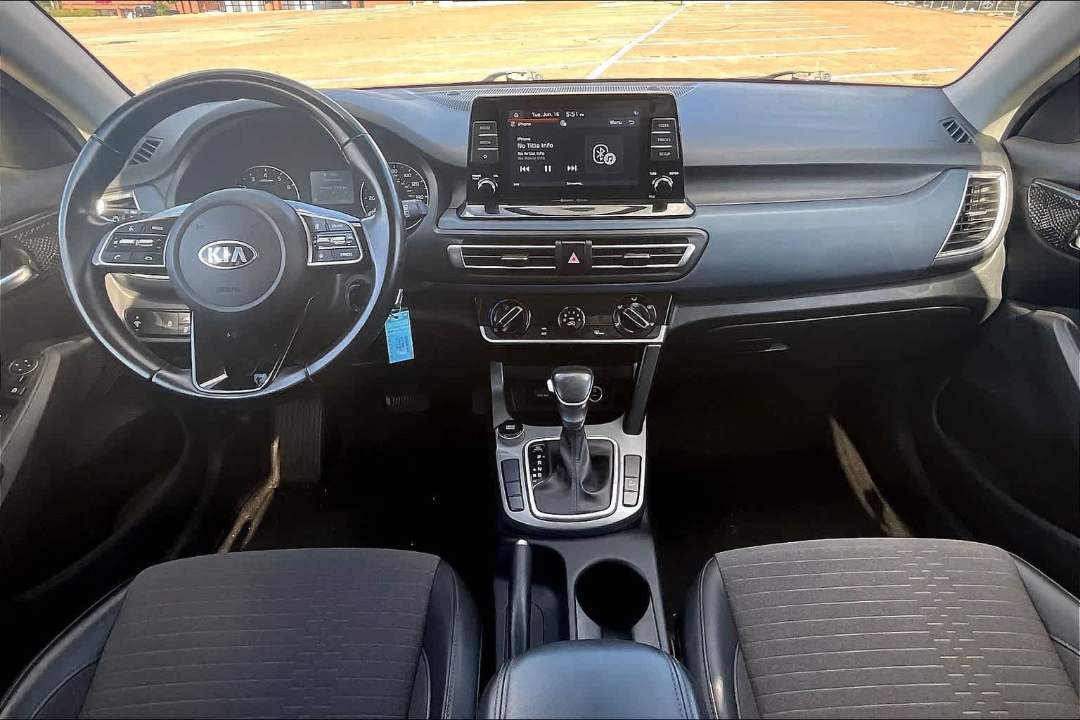 Thumbnail: 2021 Kia Seltos - 8
