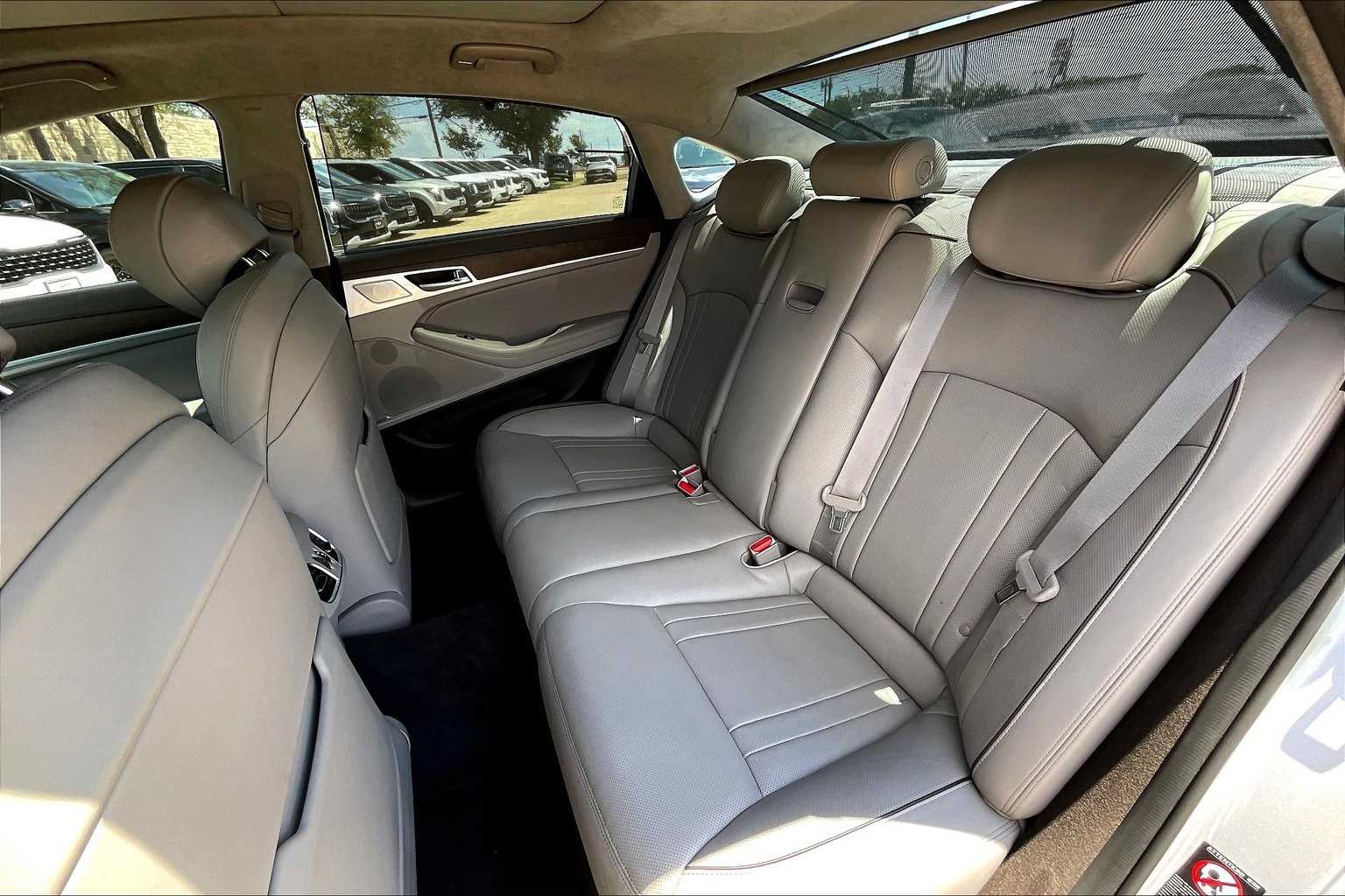 Thumbnail: 2019 Genesis G80 - 29