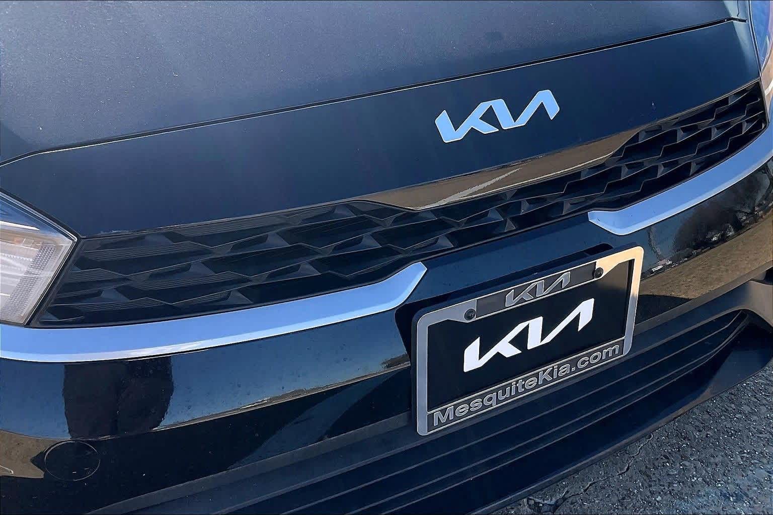 Thumbnail: 2024 Kia Forte - 31