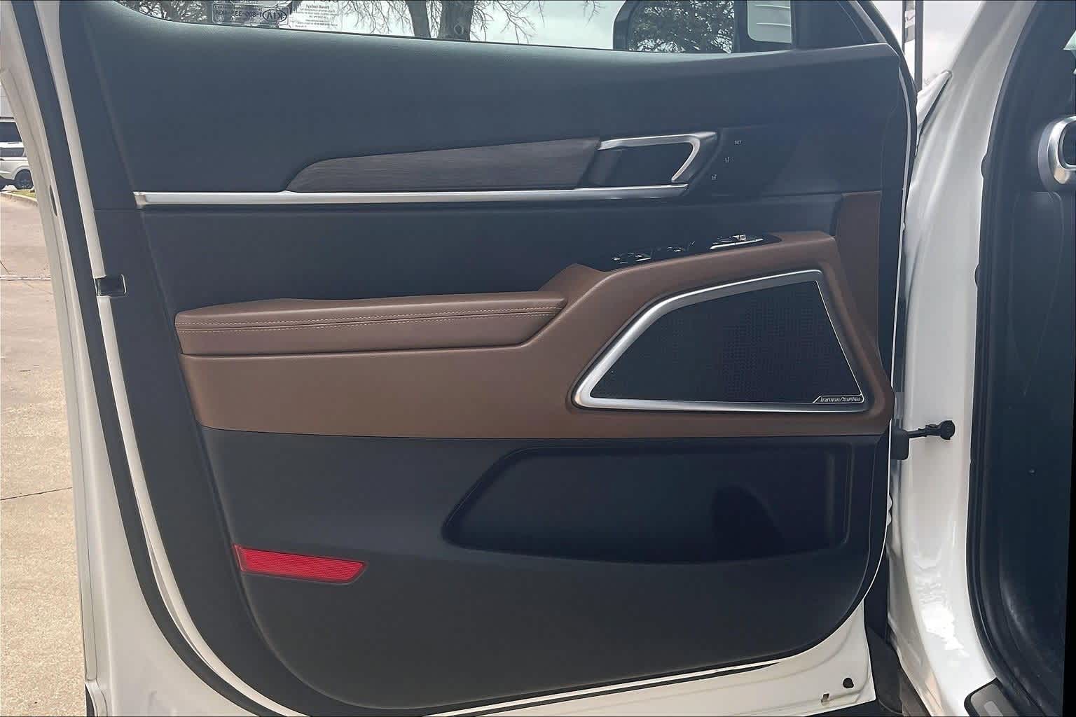 Thumbnail: 2021 Kia Telluride - 27