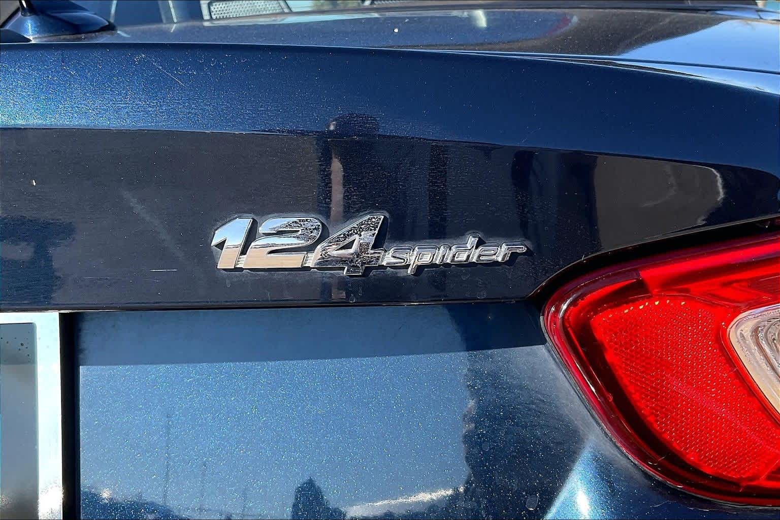 Thumbnail: 2018 Fiat 124 Spider - 7