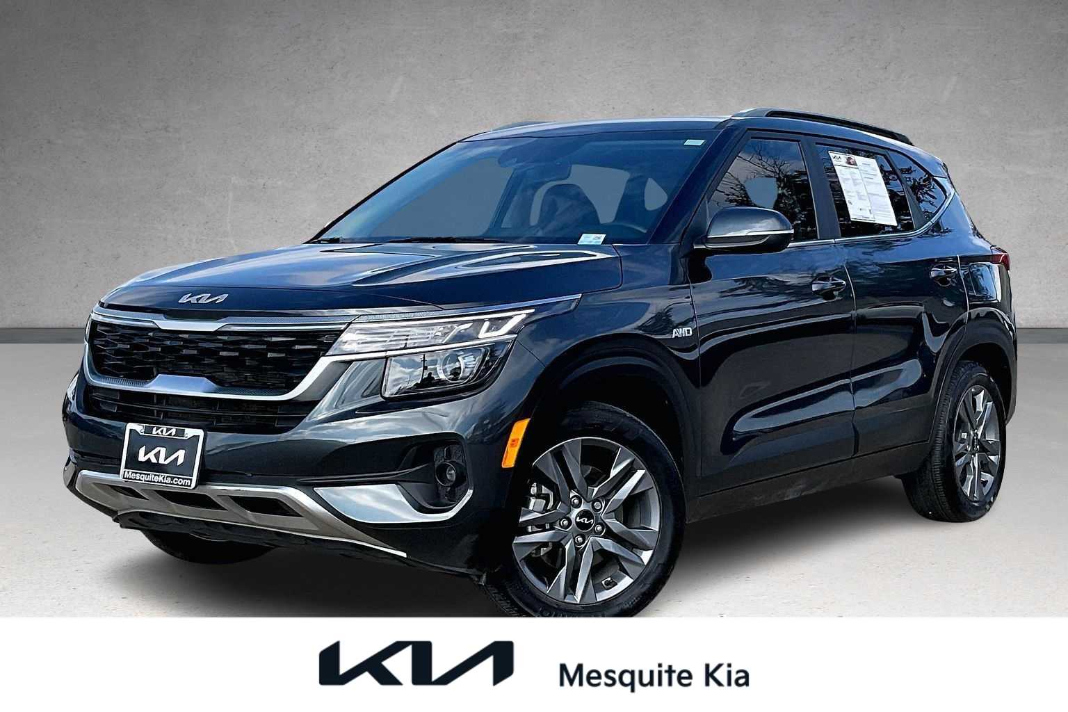 2023 Kia Seltos S's photo