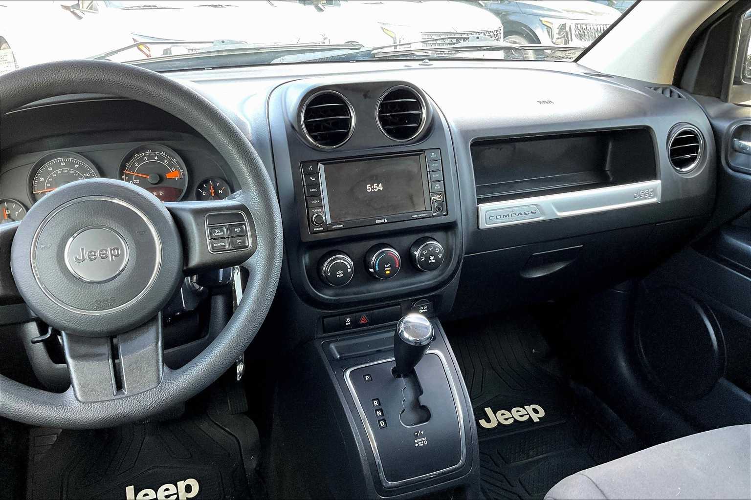 Thumbnail: 2016 Jeep Compass - 14