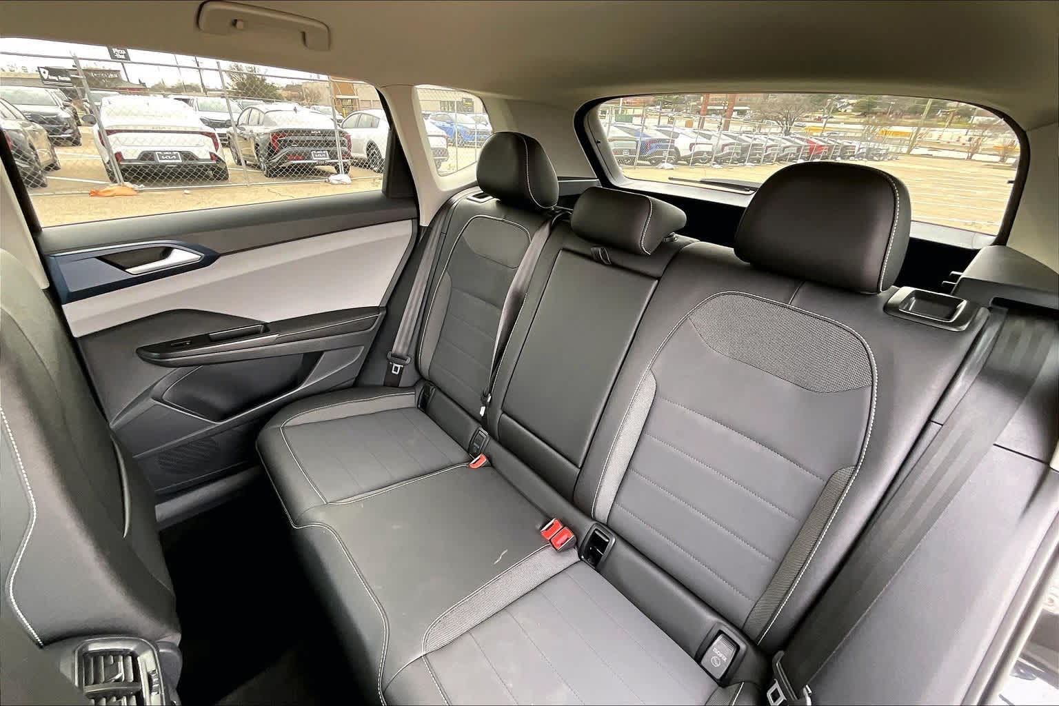 Thumbnail: 2024 Volkswagen Taos - 29