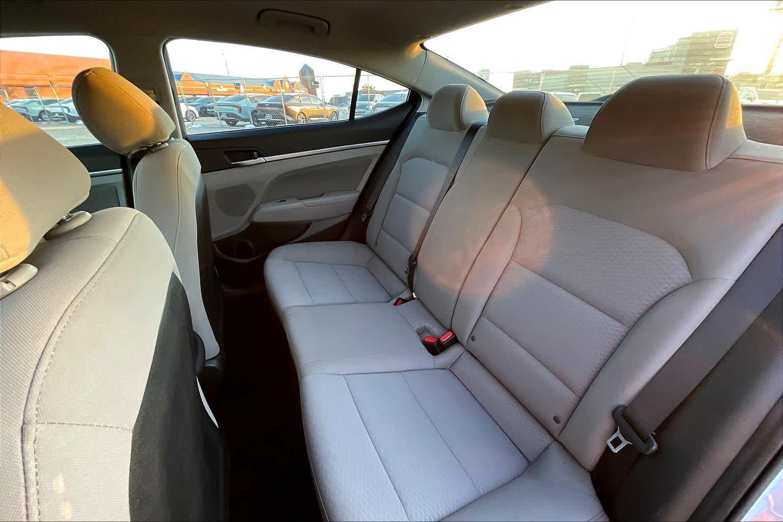 Thumbnail: 2019 Hyundai Elantra - 28