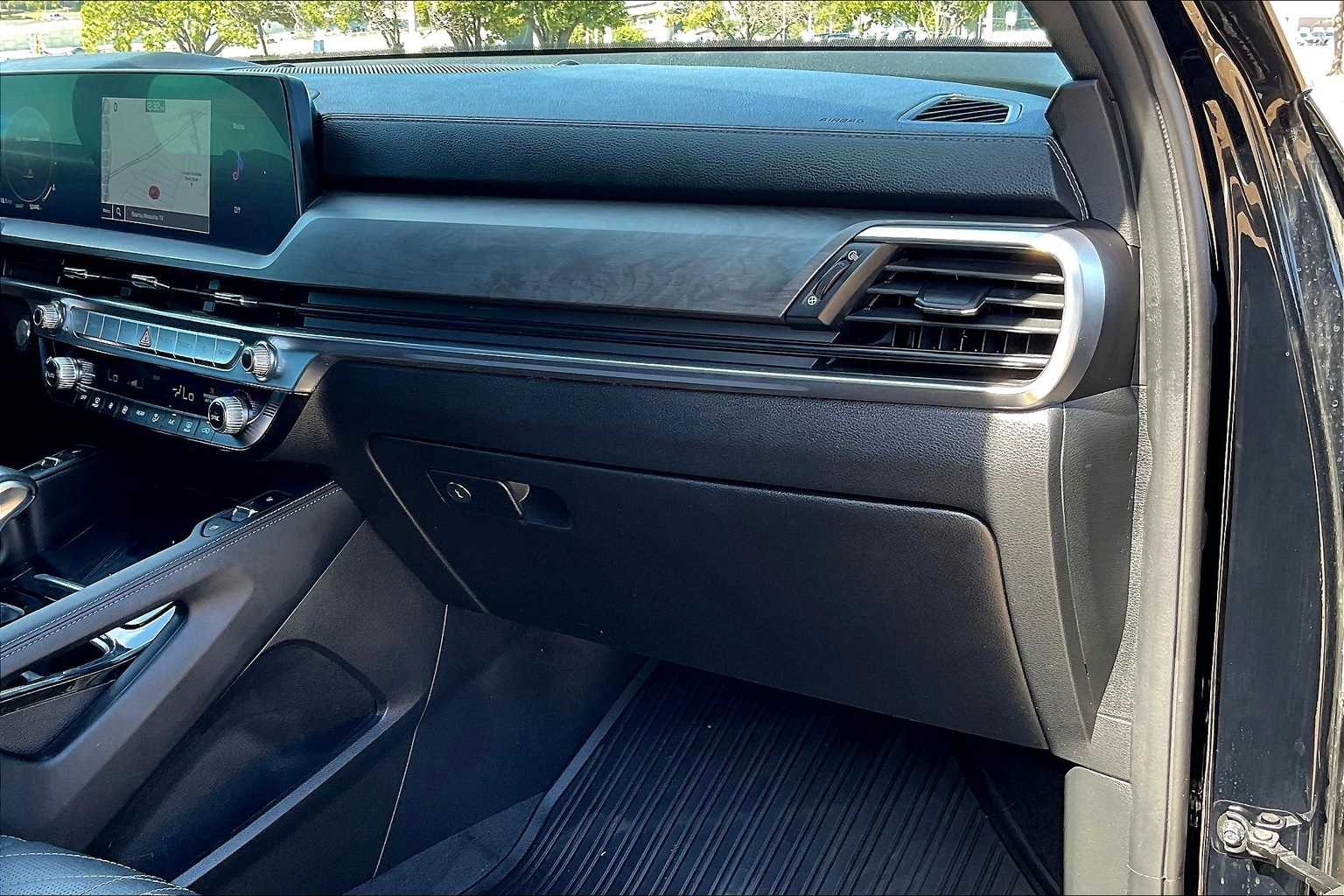 Thumbnail: 2024 Kia Telluride - 23