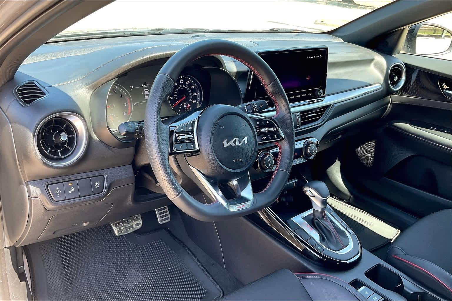 Thumbnail: 2023 Kia Forte - 2