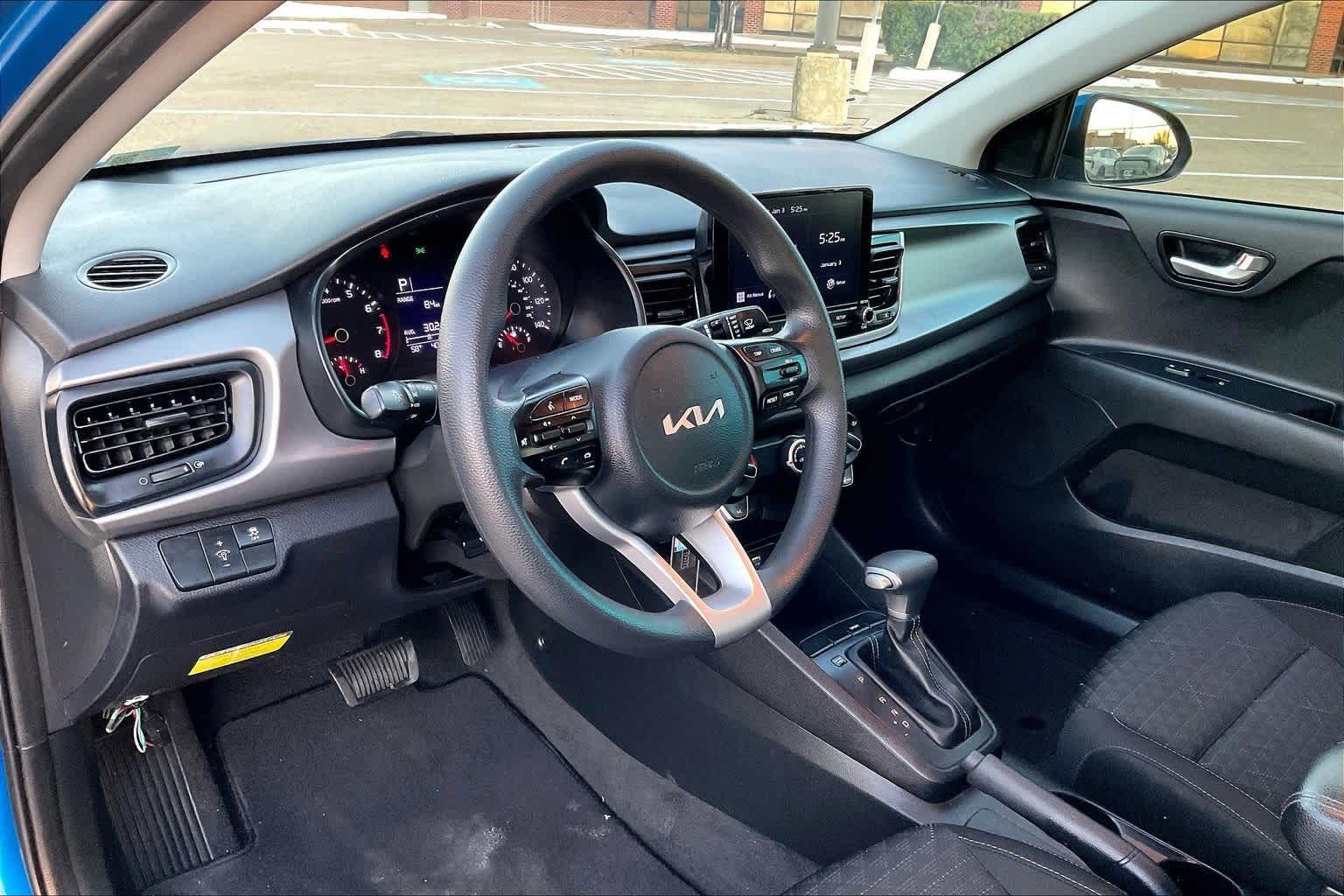 Thumbnail: 2022 Kia Rio - 2