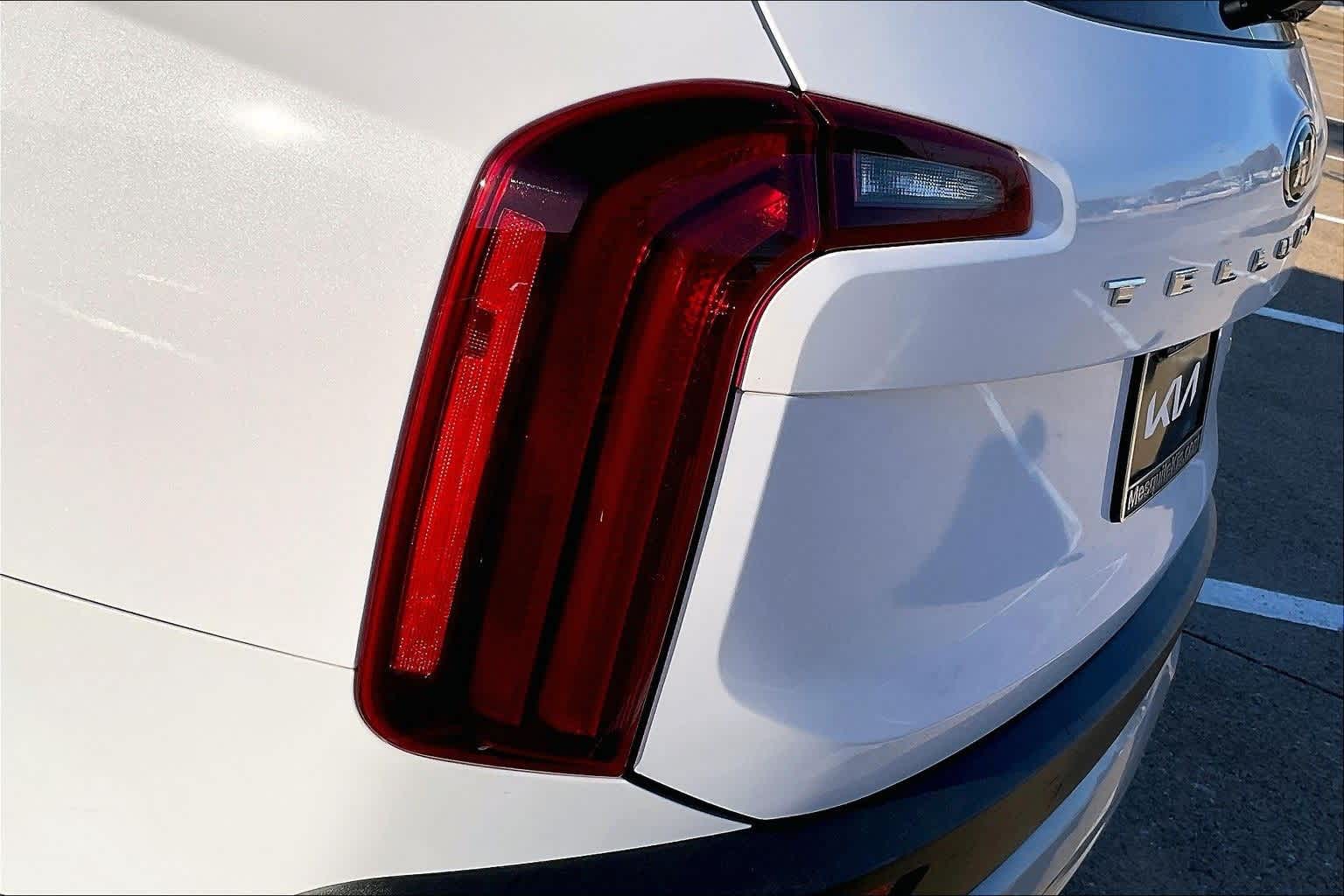 Thumbnail: 2021 Kia Telluride - 31