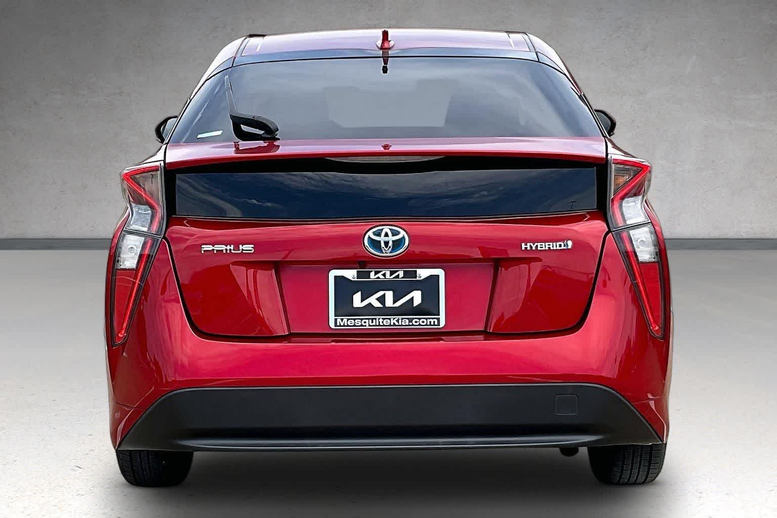 Thumbnail: 2017 Toyota Prius - 5