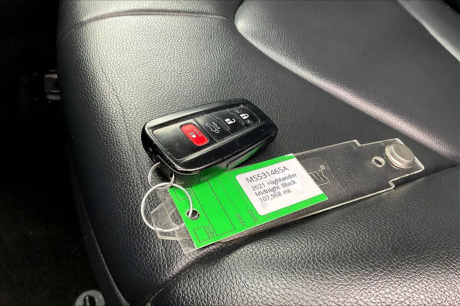 Thumbnail: 2021 Toyota Highlander - 19