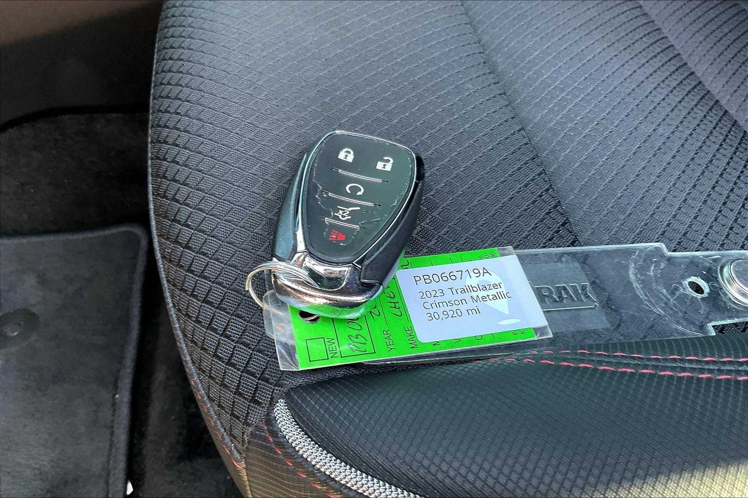 Thumbnail: 2023 Chevrolet TrailBlazer - 19