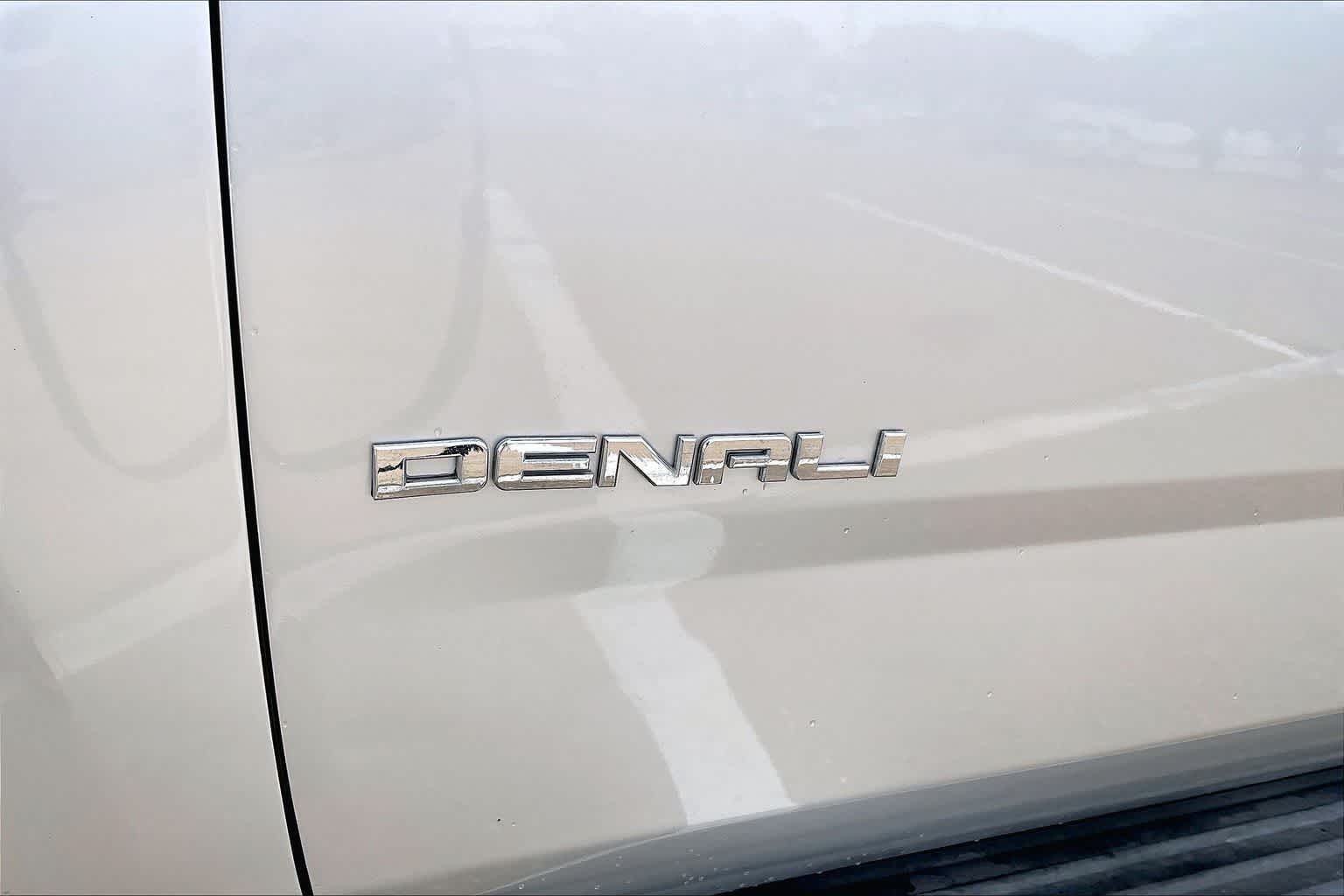 Thumbnail: 2015 GMC Yukon - 7
