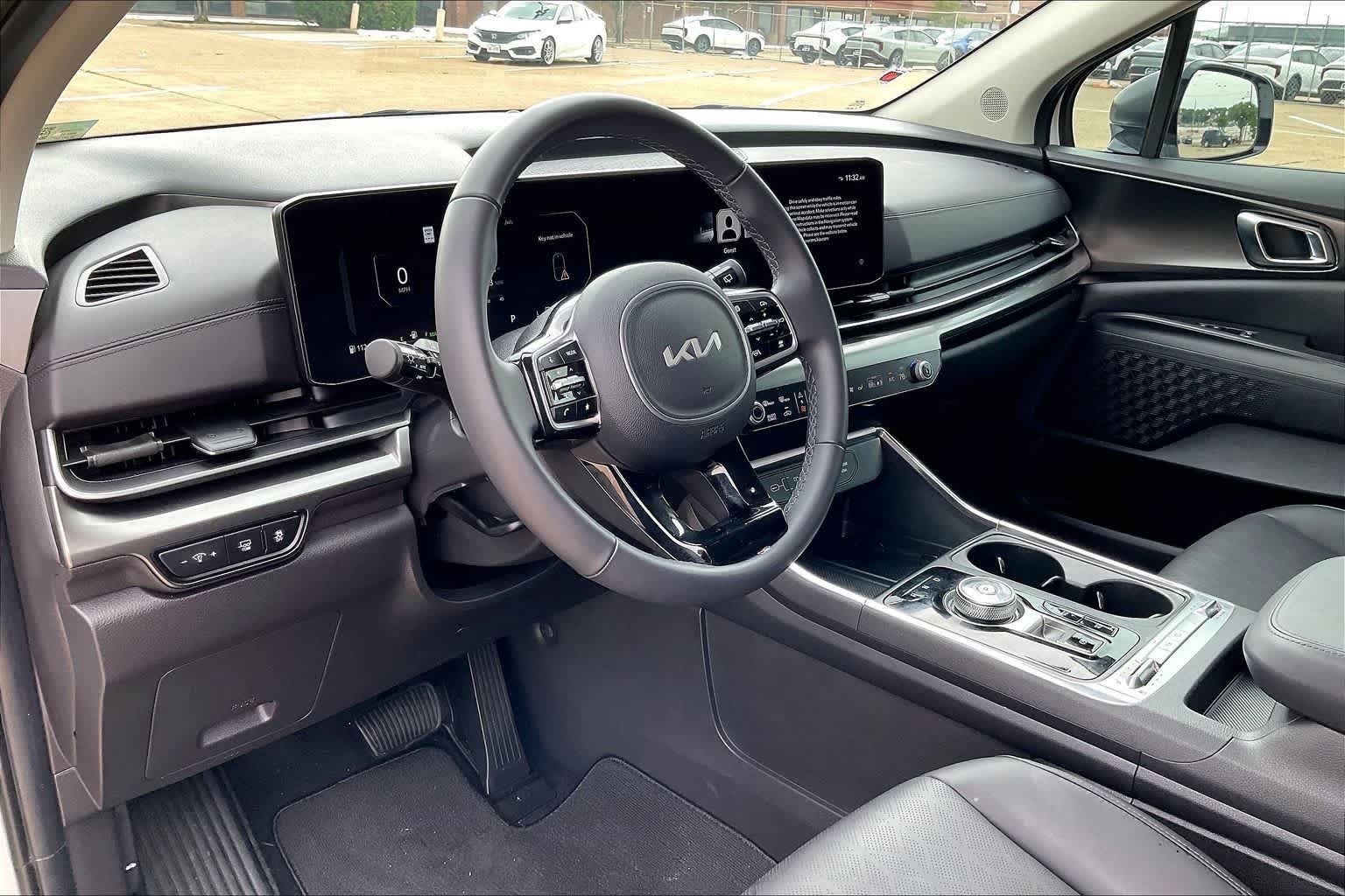 Thumbnail: 2025 Kia Carnival - 2