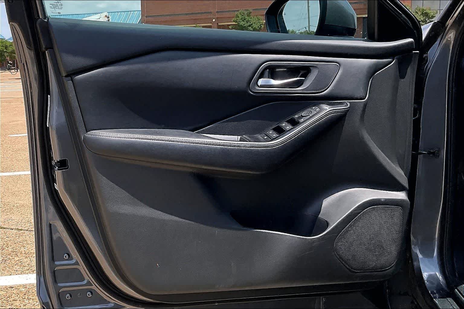 Thumbnail: 2025 Nissan Rogue - 26