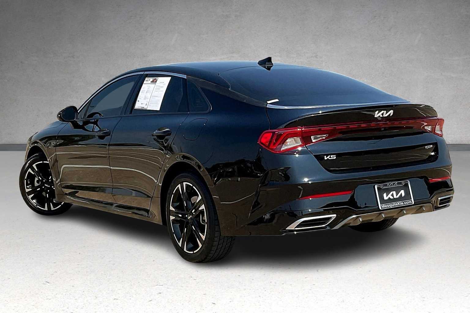 2024 Kia K5 GT-Line photo 4