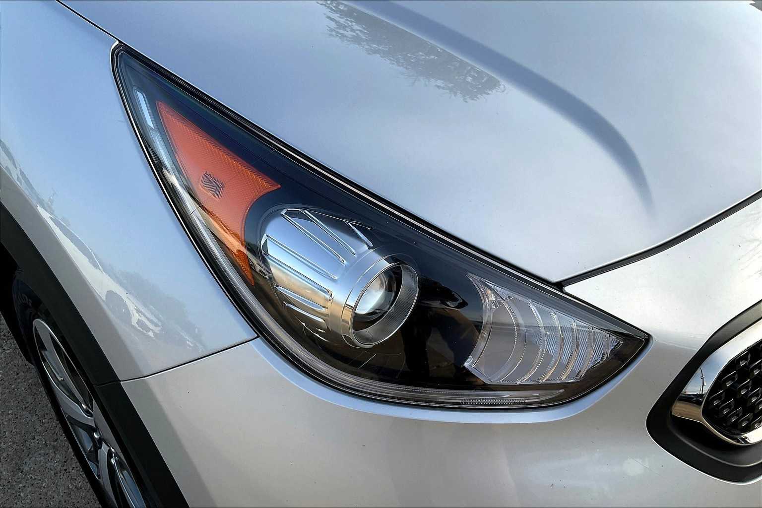 Thumbnail: 2018 Kia Niro - 30