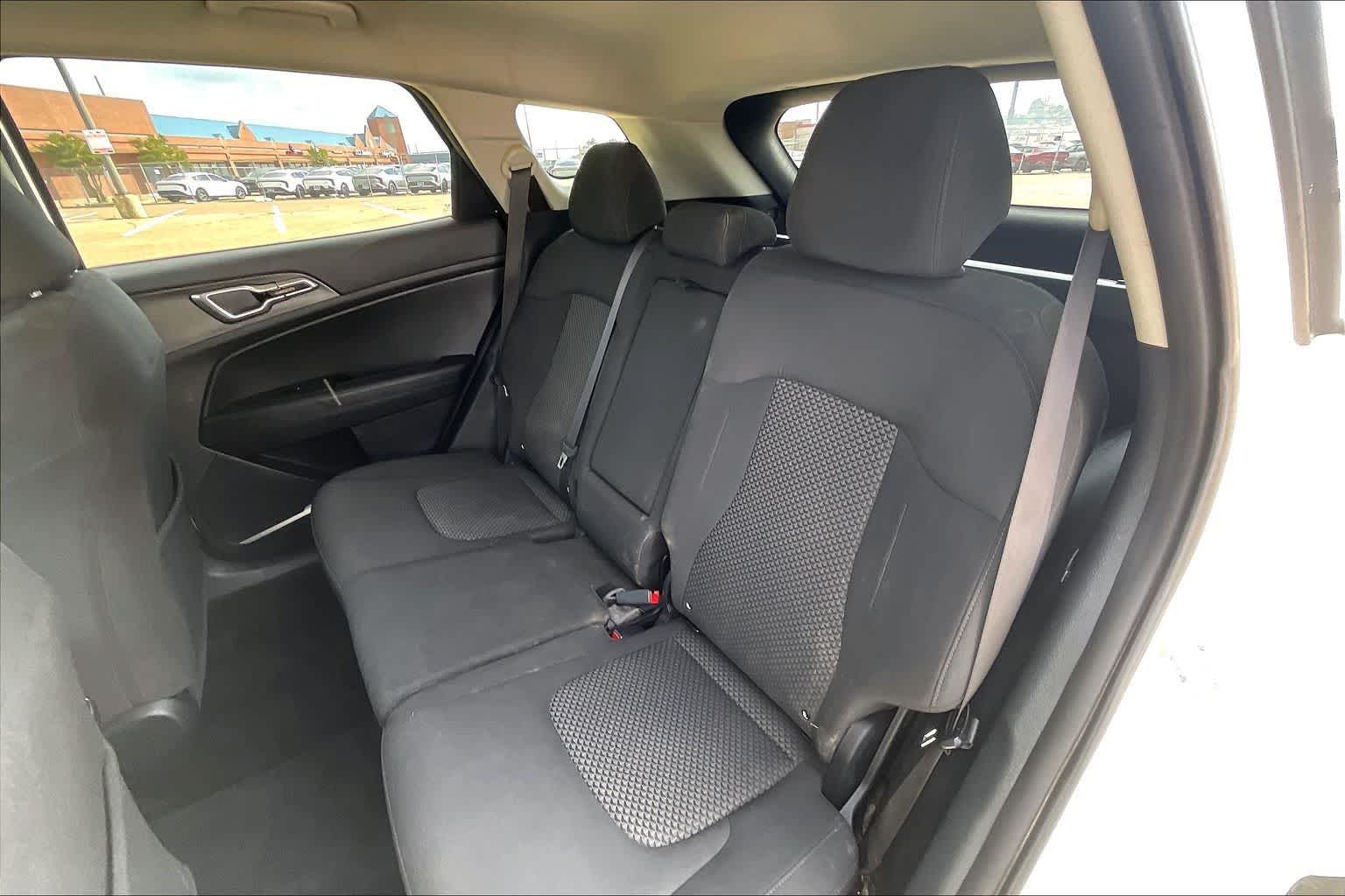 Thumbnail: 2023 Kia Sportage - 29