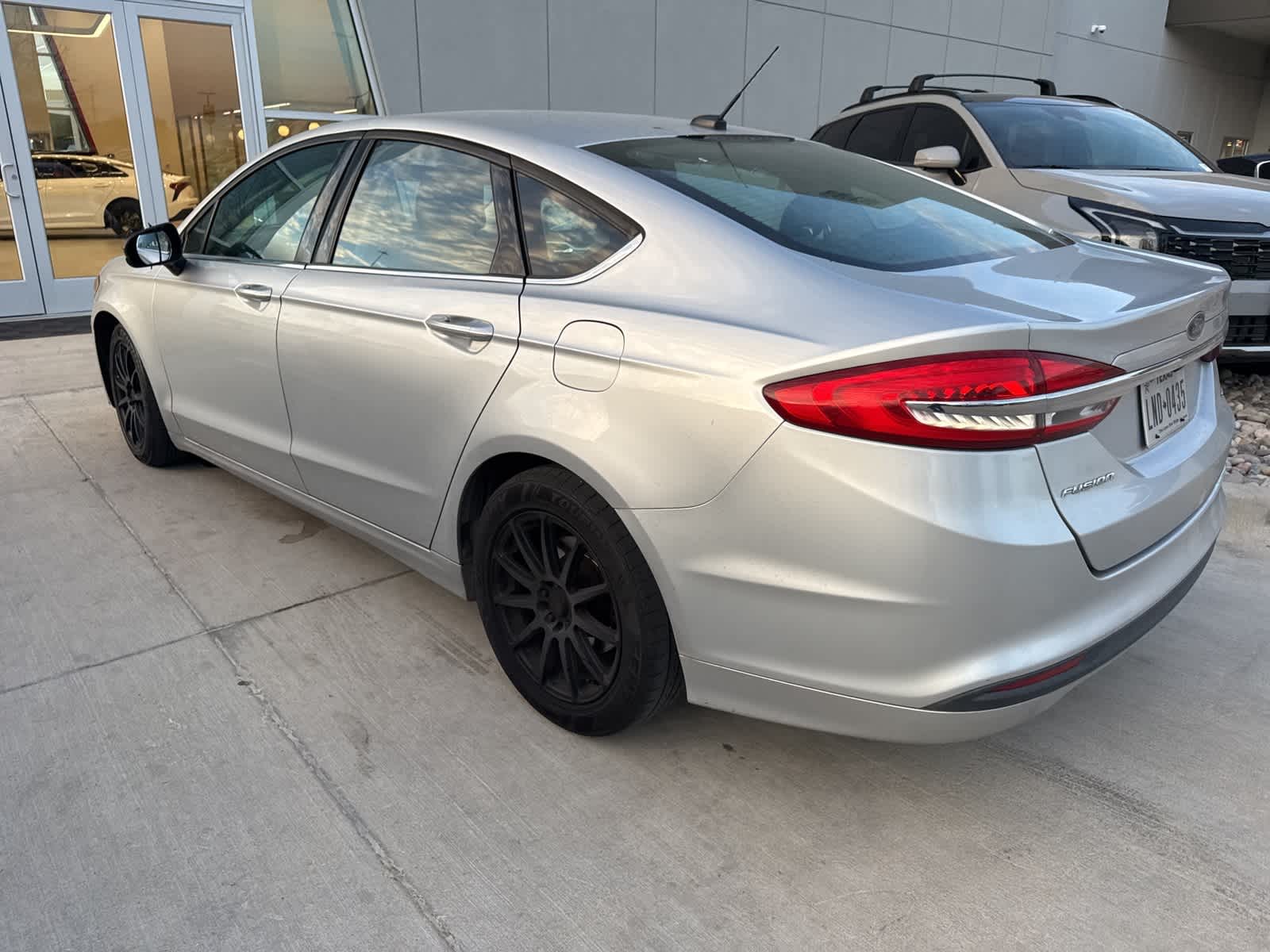 Thumbnail: 2017 Ford Fusion - 5