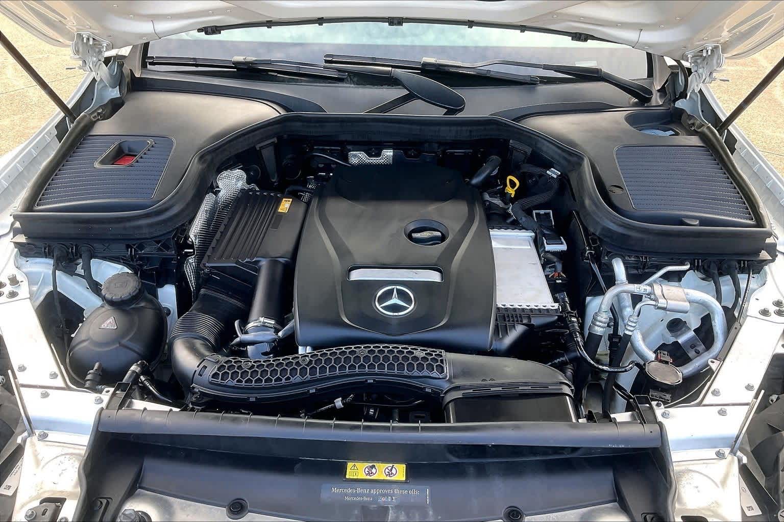 Thumbnail: 2017 Mercedes-Benz GLC - 9