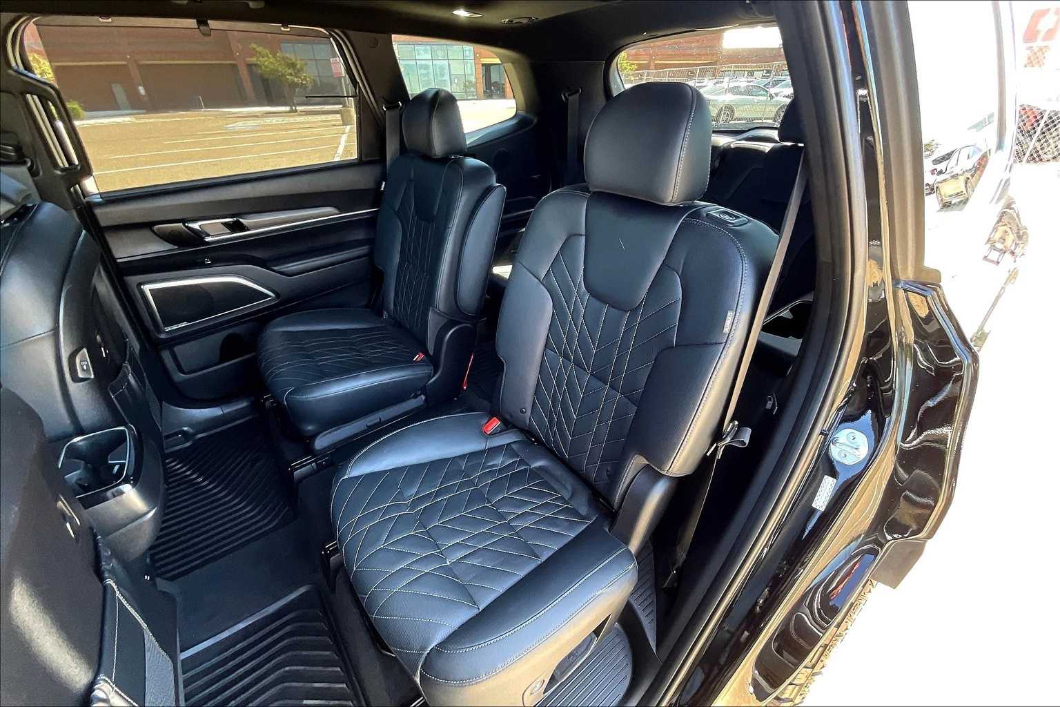 Thumbnail: 2024 Kia Telluride - 29