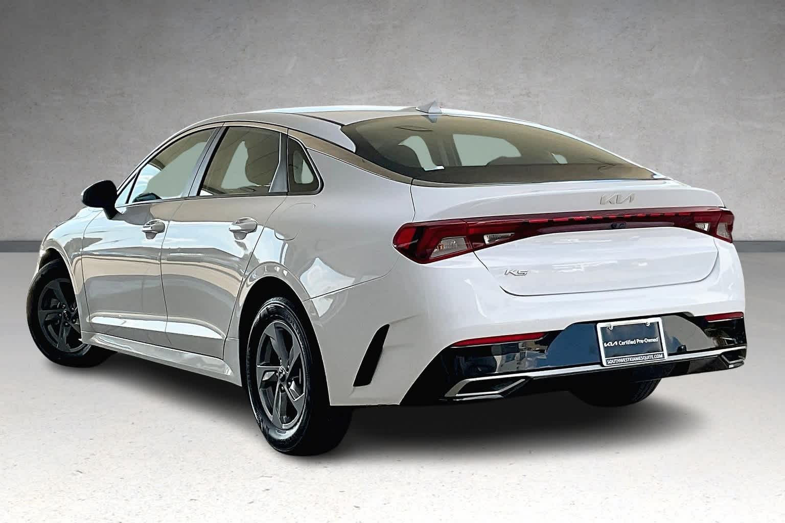 Thumbnail: 2022 Kia K5 - 4