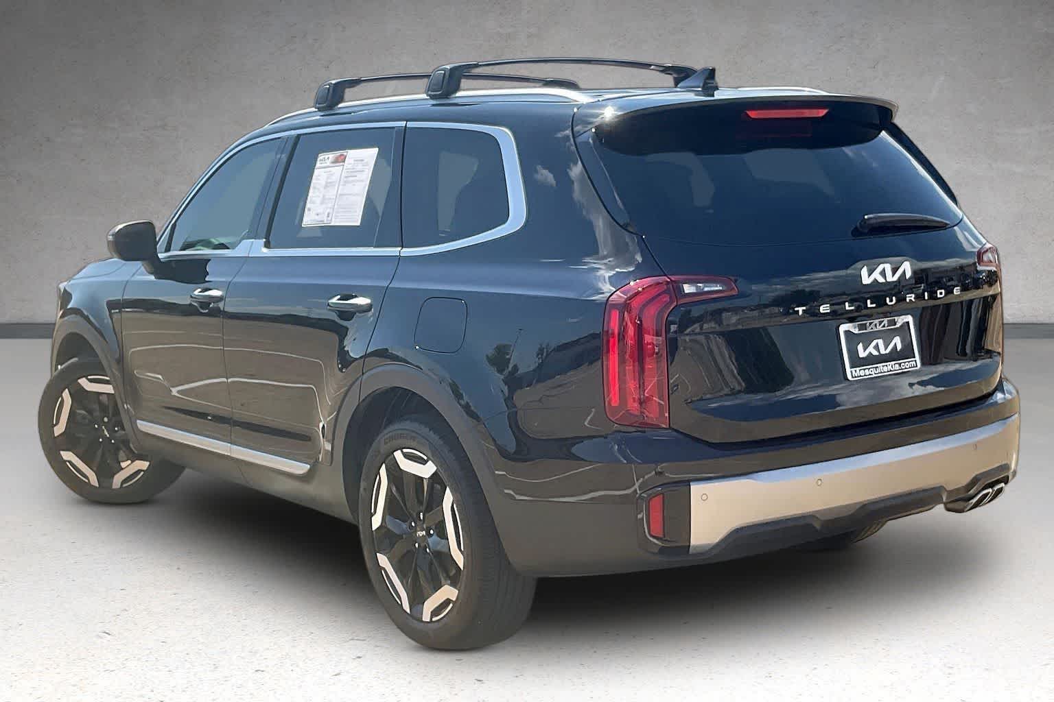 Thumbnail: 2024 Kia Telluride - 3
