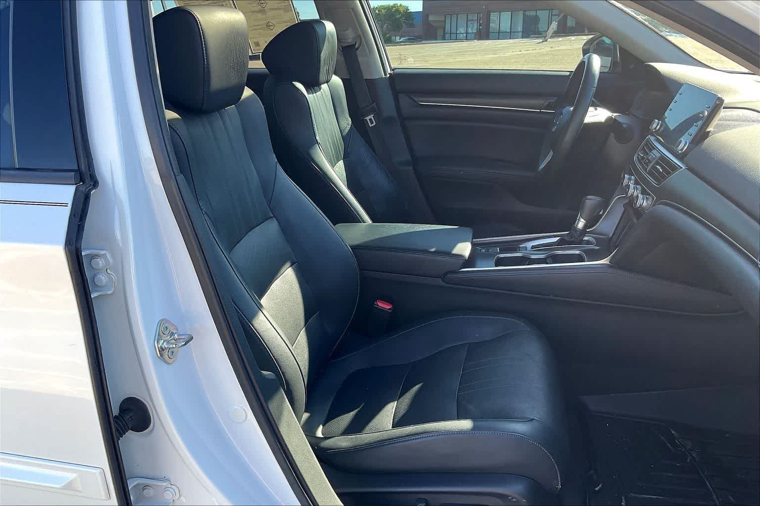 Thumbnail: 2018 Honda Accord - 13