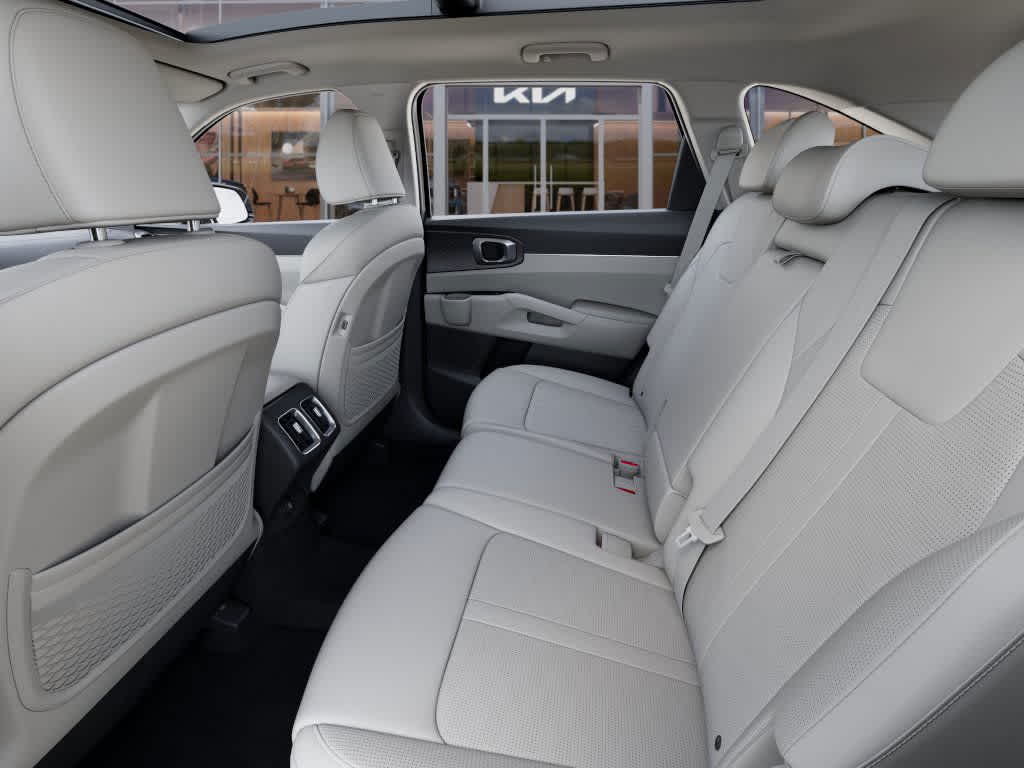 2025 Kia Sorento S 18