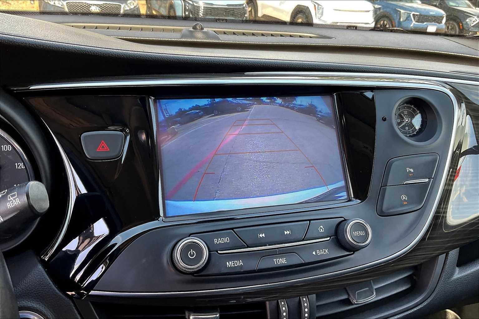 Thumbnail: 2020 Buick Envision - 25