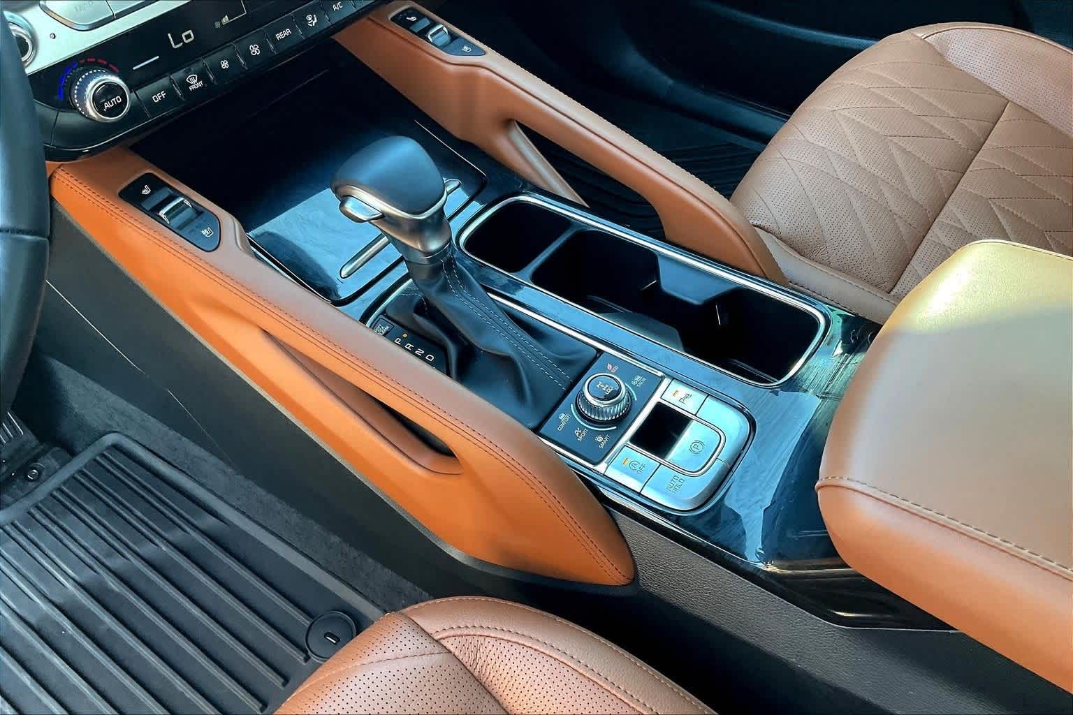 Thumbnail: 2025 Kia Telluride - 16