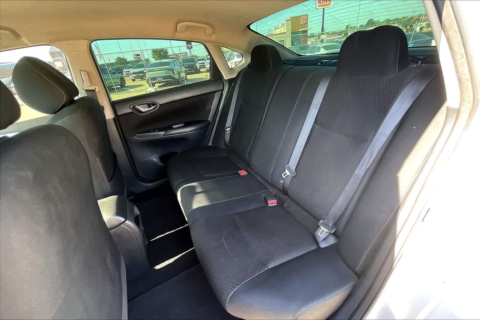 Thumbnail: 2019 Nissan Sentra - 27