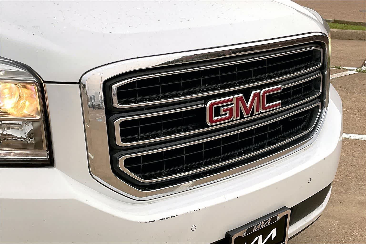 Thumbnail: 2017 GMC Yukon - 30