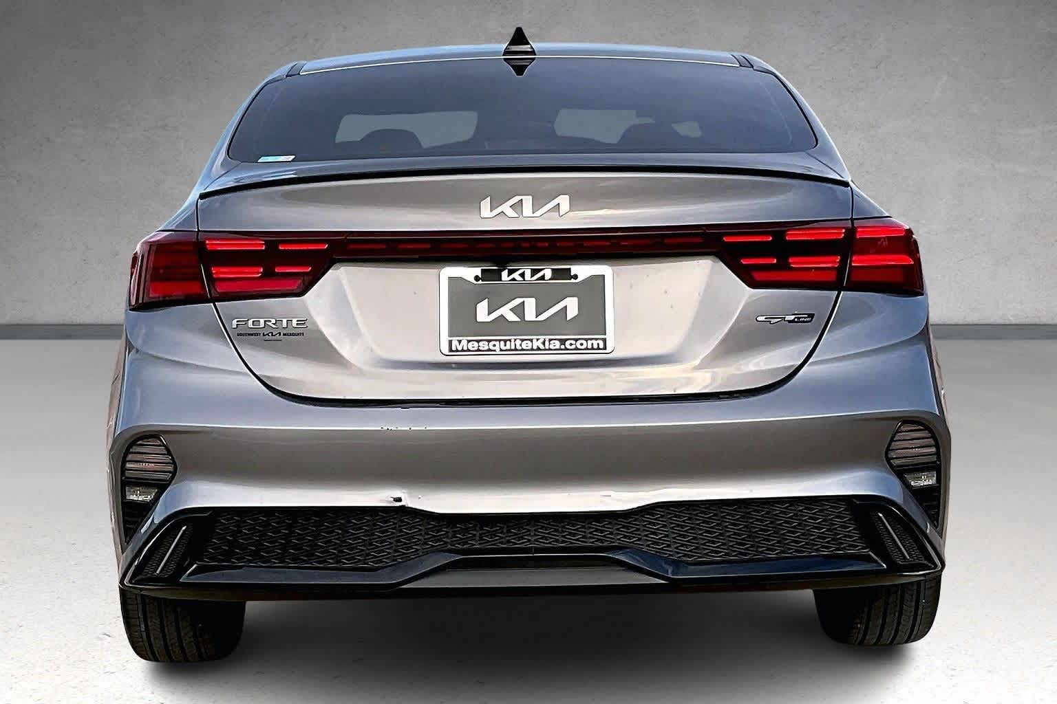Thumbnail: 2024 Kia Forte - 5