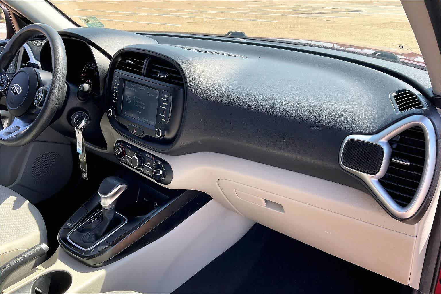 Thumbnail: 2020 Kia Soul - 22