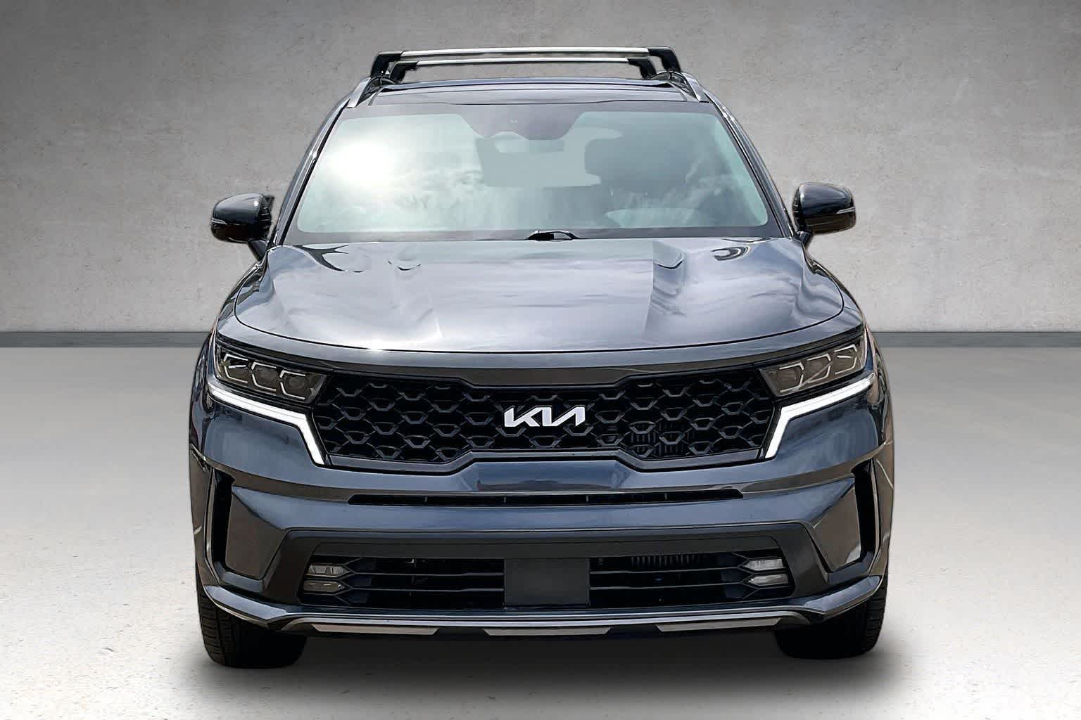 Thumbnail: 2023 Kia Sorento - 6