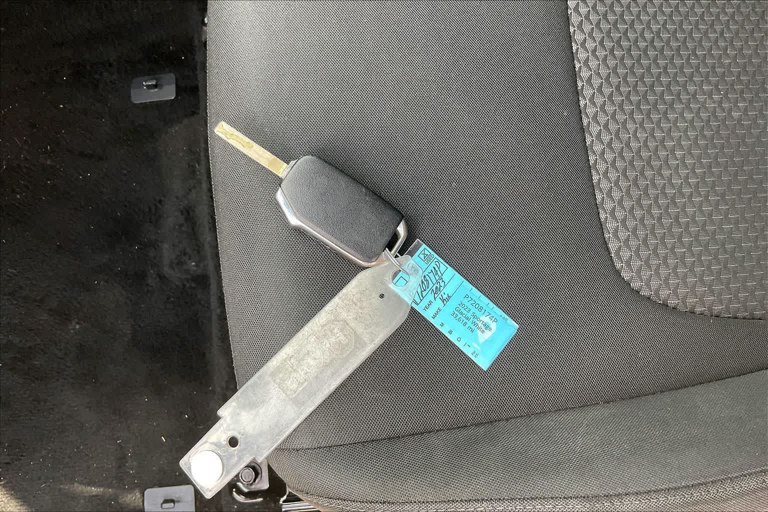 Thumbnail: 2023 Kia Sportage - 19