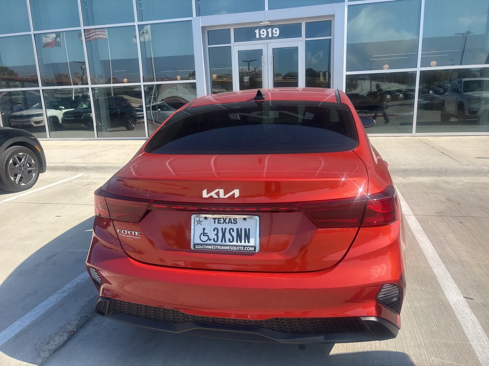 Thumbnail: 2023 Kia Forte - 3