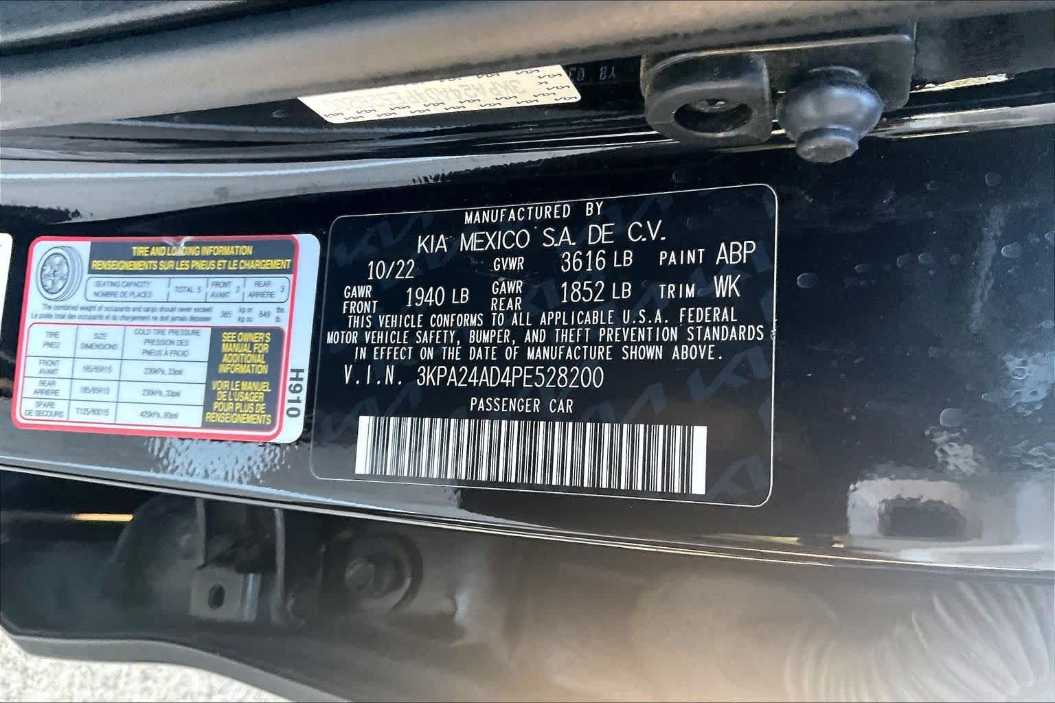 Thumbnail: 2023 Kia Rio - 15